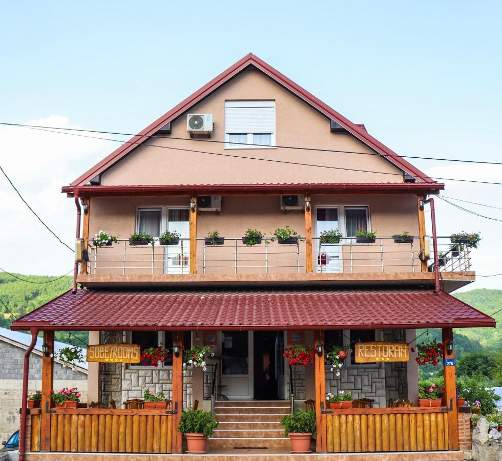 Restoran & Motel Manjez Бієло-Полє Екстер'єр фото